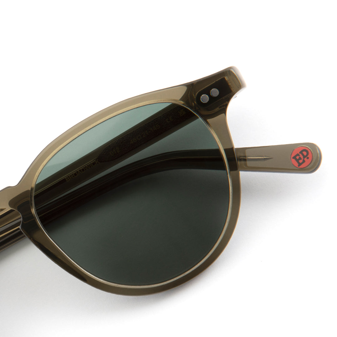 Broadwick Sunglasses in Jungle Crystal