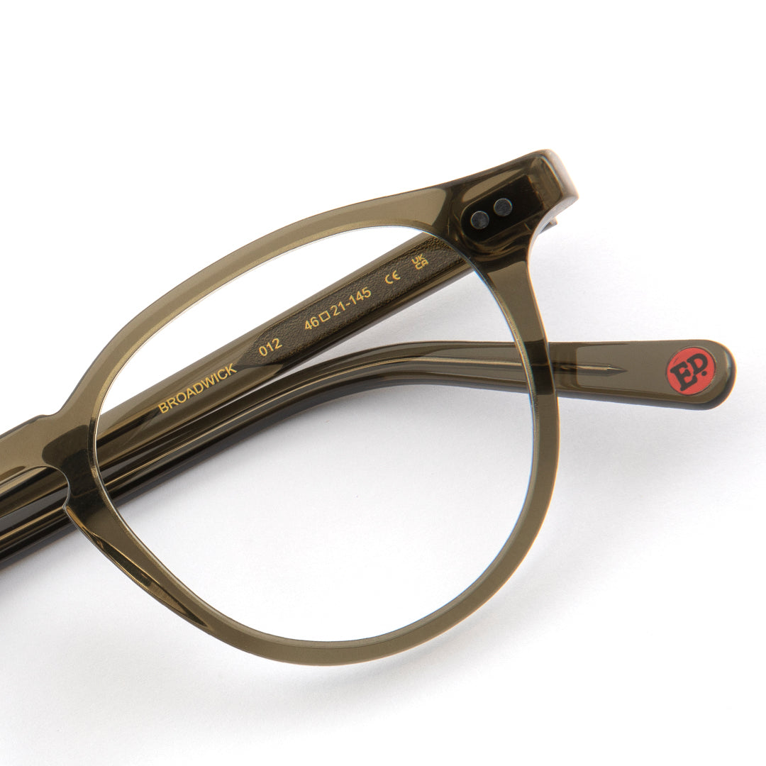 Broadwick Spectacles in Jungle Crystal